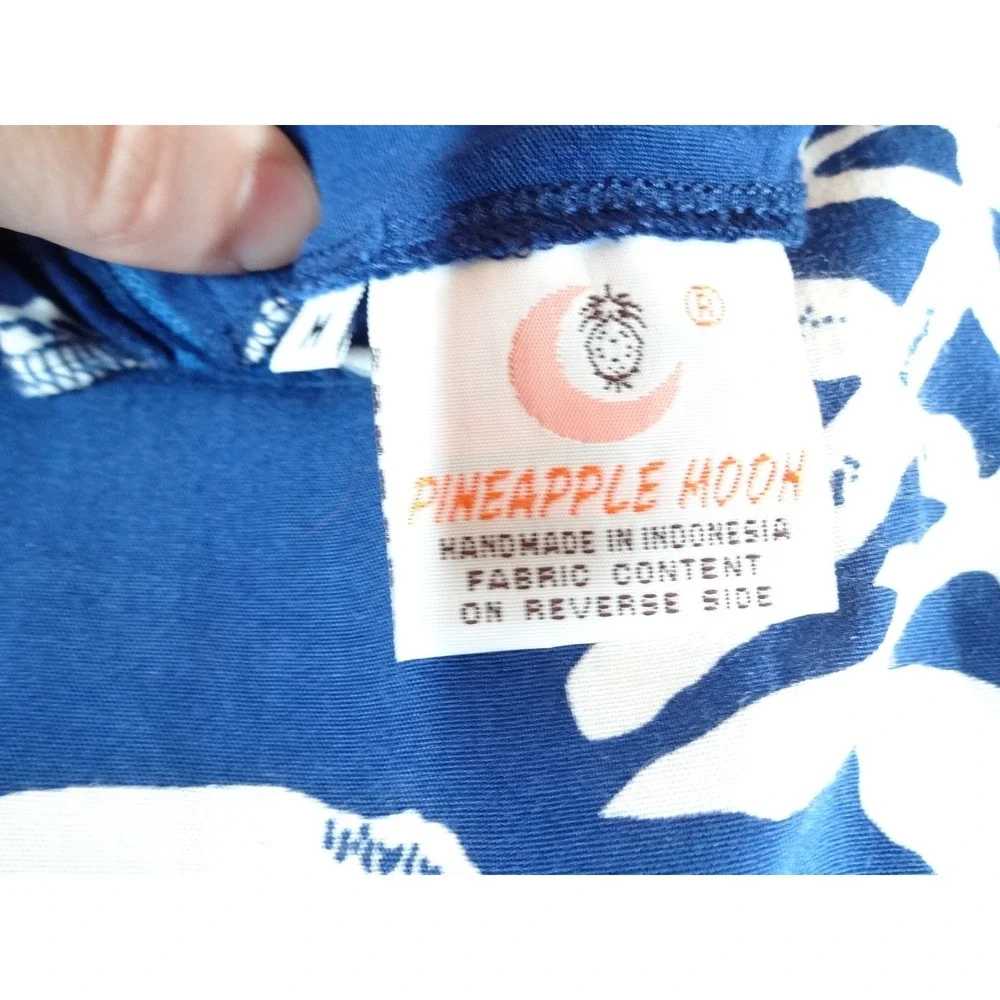 VTG Pineapple Moon Hawaiian Dress Women Medium Blue Floral Tropical Sarong 90s